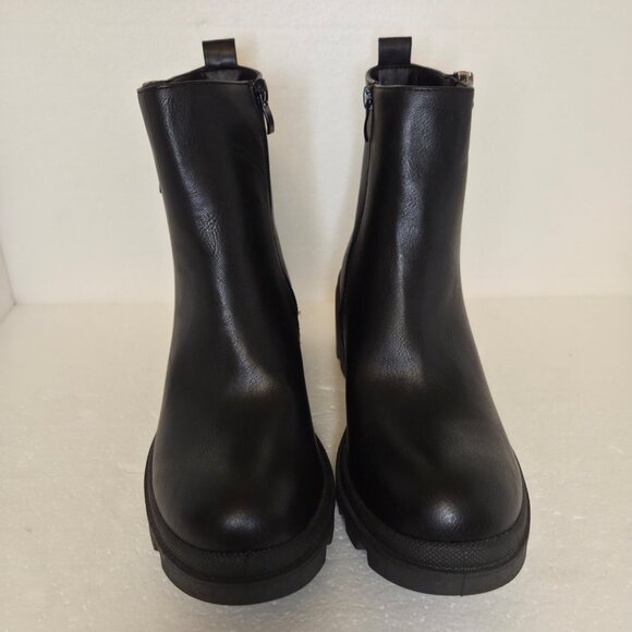 NWOT Report Women’s Black Larsa Lug Sole Ankle Boots - 7.5 - Picture 4 of 12